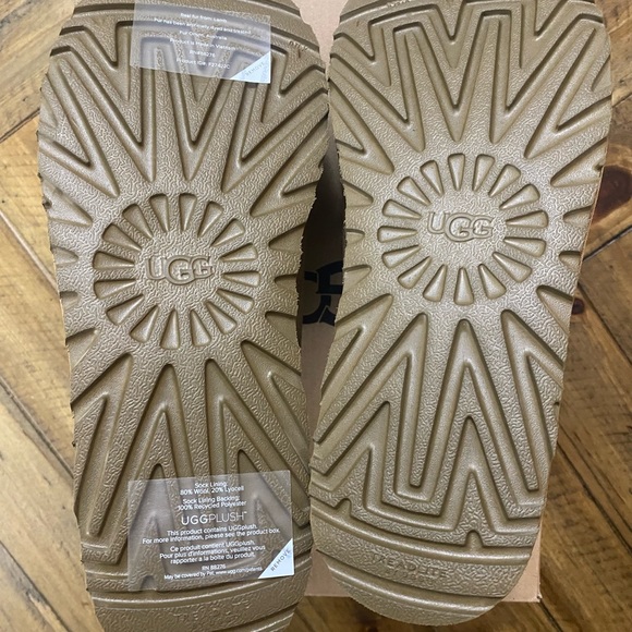 UGG Tasman Chestnut Women size 9 *New* - Picture 15 of 16